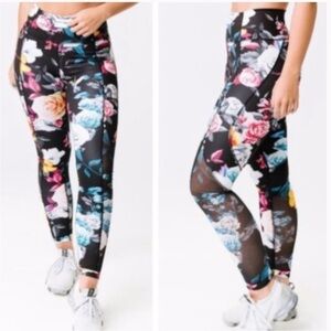 ZYIA Active Dark Floral Mesh High Rise
Leggings Roses Hummingbirds